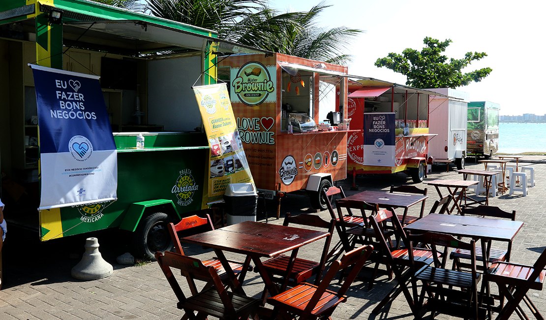 Cerca de 200 food trucks ainda não foram regularizados em Maceió