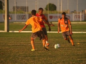 Ambicioso, CRB desafia o Paysandu na Curuzu e ainda seca o líder Vasco