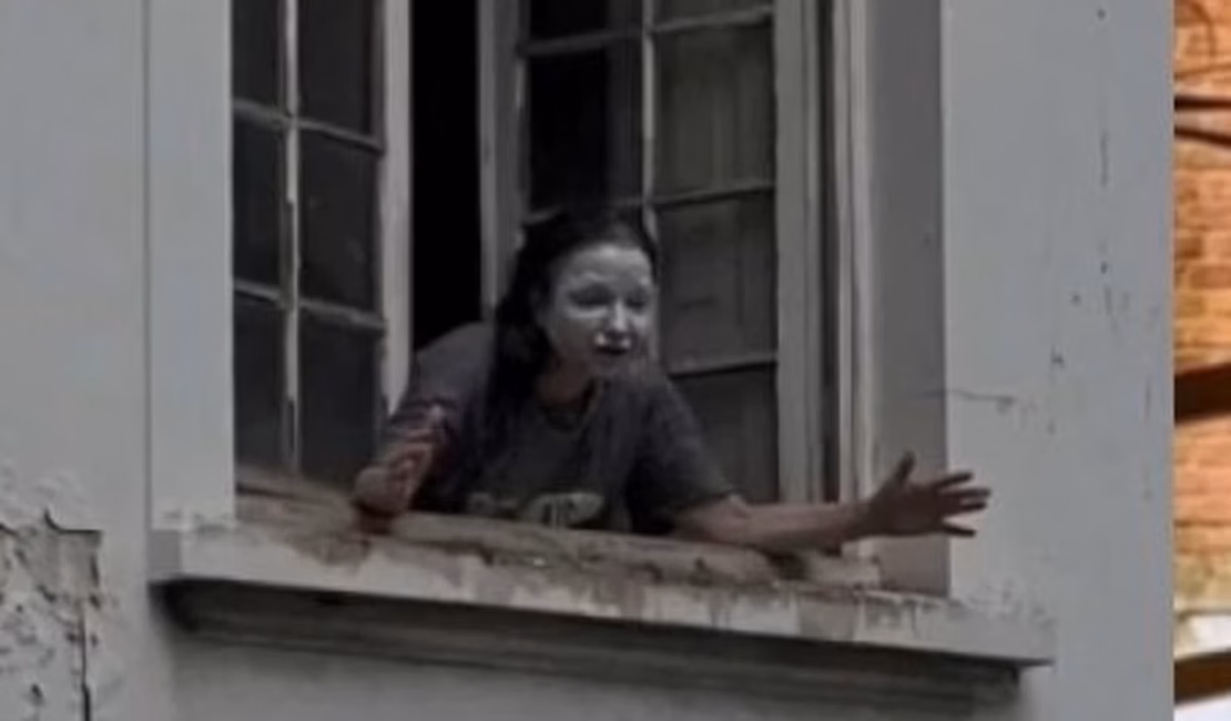 Saiba quando série A Mulher da Casa Abandonada estreia no Prime Video