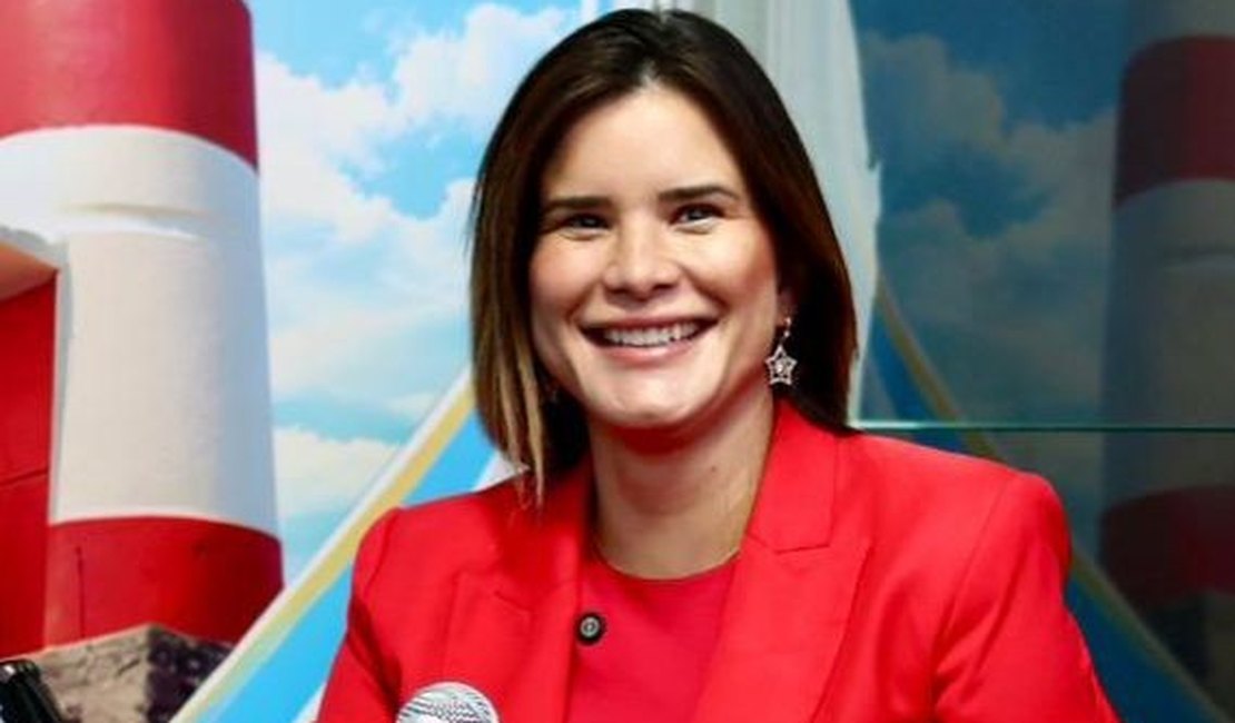 Enquanto levantam dúvidas nos bastidores, Ceci fortalece seu nome nas ruas e perto das pessoas