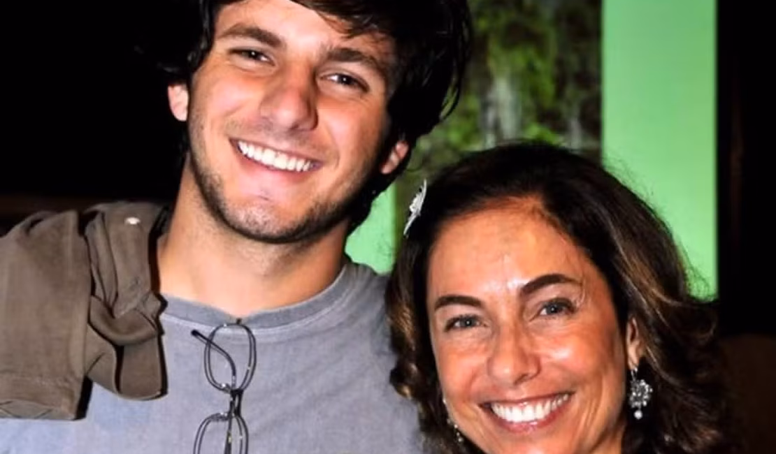 Cissa Guimarães relembra morte do filho e cita ritual: 'Vou toda semana ao local do acidente'