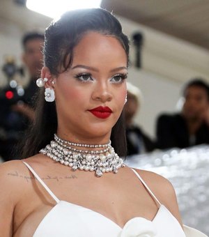 Rihanna revela ‘batalha’ que está enfrentando na segunda gravidez