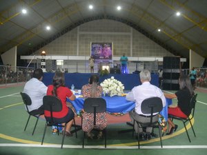 Show de Calouros revela talentos de Porto de Pedras