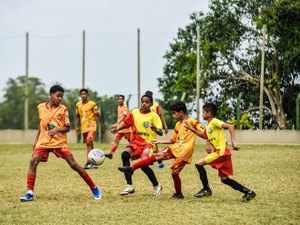 Clube do Servidor de Arapiraca terá domingo de futebol e pagode com o cantor Dija