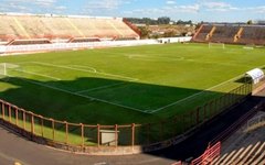 Estádio Romildo Ferreira, em Mogi (SP)
