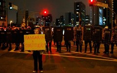 Protestos pedem a renúncia de Michel Temer do cargo de presidente. 