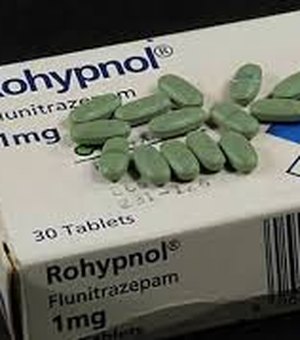 Mulher é autuada por tráfico de drogas ao guardar 114 caixas de Rohypnol em Maceió