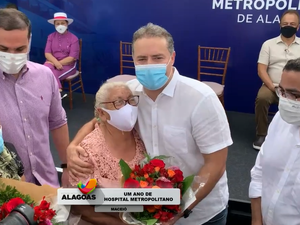 Durante evento, governador confirma que Hospital Metropolitano abrirá mais vagas de trabalho