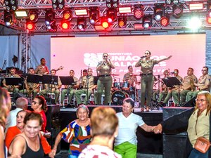 Banda da PM leva boa música para União dos Palmares em edição do Caravana Musical
