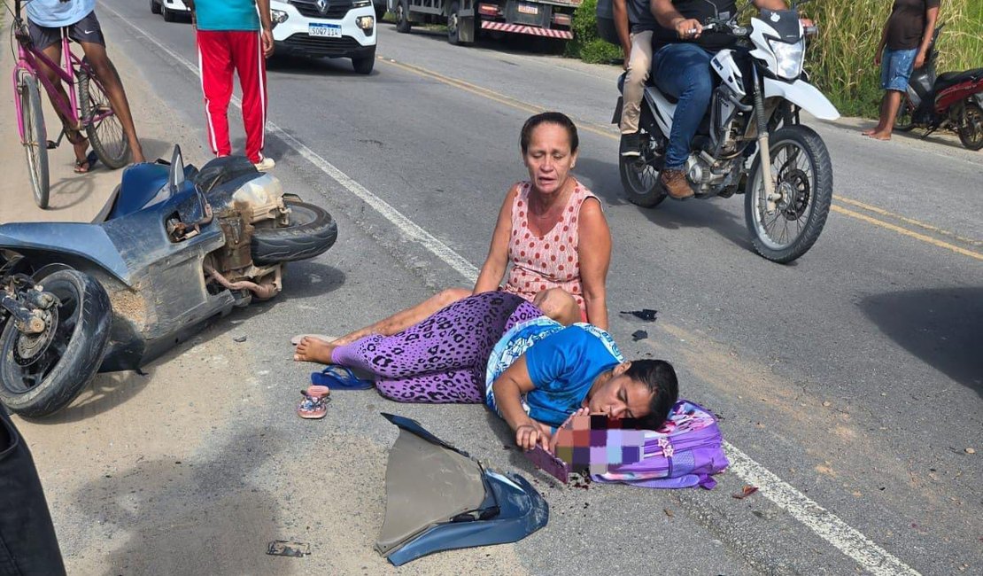 Moto colide na traseira de caminhão e deixa mulheres feridas em Maragogi