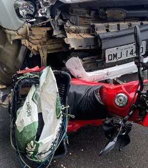 Motociclista morre após colisão com caminhonete na BR-316, em Cacimbinhas