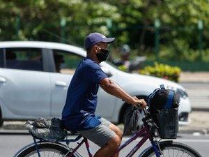 Homens têm nível mais alto de enzima essencial para infecção por coronavírus, diz estudo