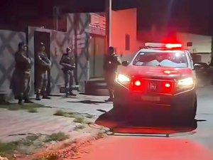 Mulher mineira é achada morta dentro de casa em Delmiro Gouveia