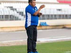 Comandado por Jacozinho, CSA enfrenta Cuiabá na Arena Pantanal e busca liderança 
