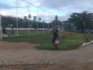 Walter faz primeiro treino, e CSA se prepara para pegar o São Bento