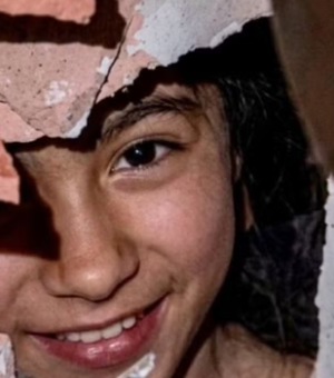 Menina é resgatada com sorriso no rosto na Venezuela