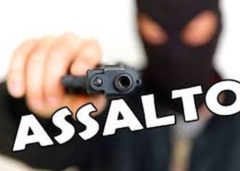 Homens armados invadem residência, roubam motocicleta, dinheiro, documentos e espanca morador em Messias