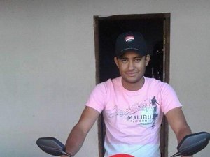 [Vídeo] Jovem de Porto Calvo sofre grave acidente no interior de Goiás
