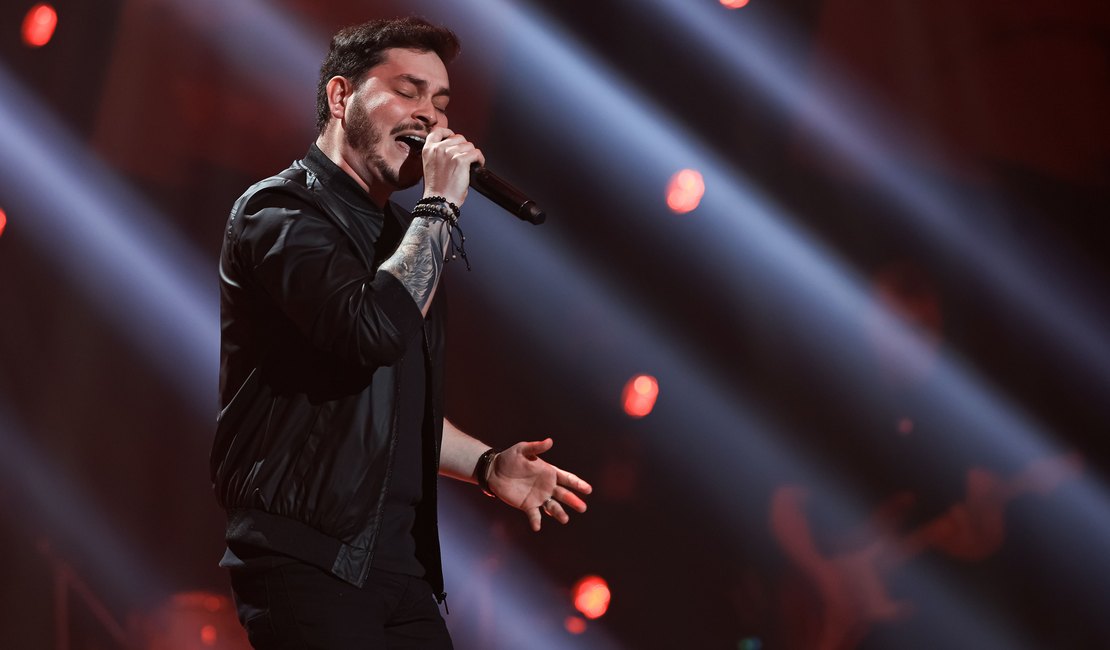Cantor de Atalaia conquista vaga no The Voice e integra time de Lauana Prado