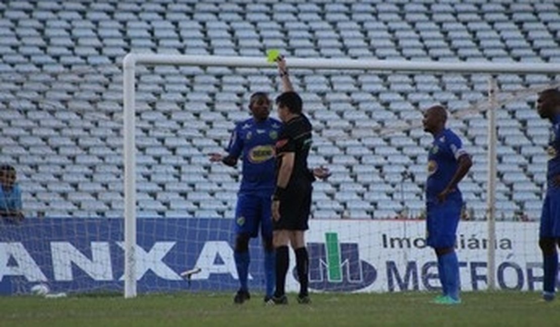 Zagueiro joga irregular e Altos pode perder título no Piauí