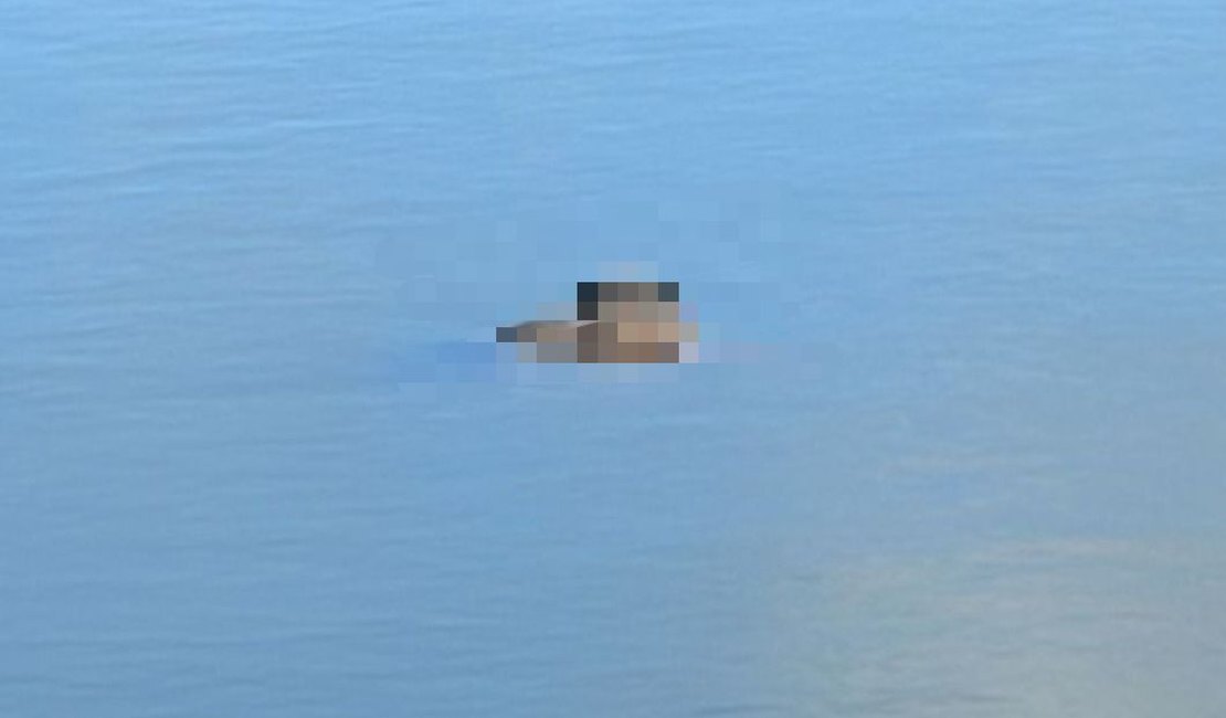 Corpo é encontrado boiando no Lago da Perucaba, em Arapiraca