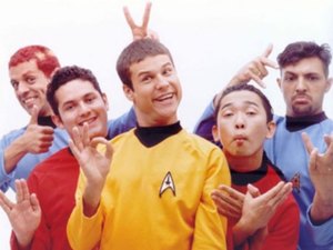 Record prepara série sobre banda Mamonas Assassinas