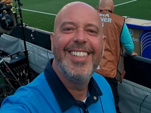 Alex Escobar deve voltar a cobertura da Copa na 6ª após receber alta