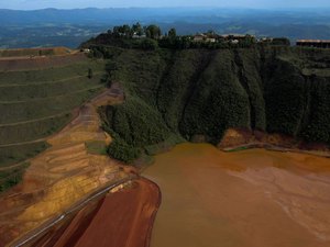 Vale fará remoção de moradores perto de barragem em Minas Gerais
