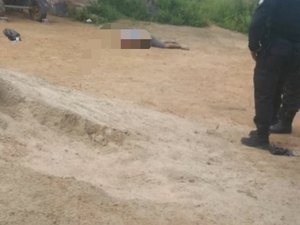 Suspeito de estupro mata homem durante fuga e é linchado pela população em Dois Riachos