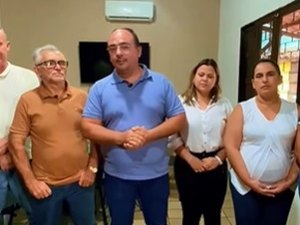 Prefeito Leandro Silva propõe reajuste acima da inflação para professores efetivos em Junqueiro