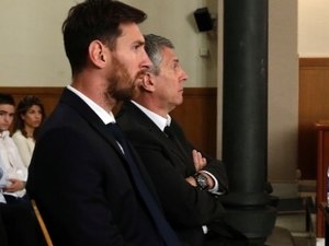 Messi é condenado a 21 meses de prisão por fraude fiscal, mas evita prisão