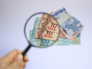 Auxílio emergencial de R$ 600 começa a ser pago hoje para os clientes da Caixa e do BB