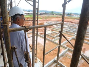 Dr. Wanderley faz visitas a obras de hospitais em Palmeira dos Índios e Arapiraca