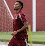 CRB renova contrato do jovem zagueiro Ruy até 2028