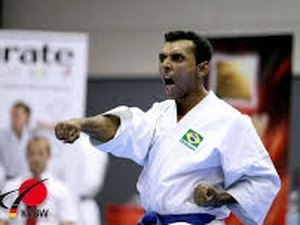 Arapiraquense representará o Brasil em evento internacional de Karatê na Alemanha