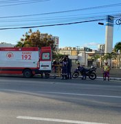 [Vídeo] Homem é atropelado por motocicleta ao atravessar Av. Gustavo Paiva