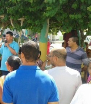 Lagoa da Canoa: após protesto, professores não são recebidos por prefeito