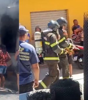 Casa pega fogo após explosão de botijão de gás e deixa três feridos em Maceió