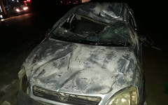 Trator sem sinalização provoca acidente na AL-220, em Campo Alegre