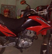 Operação conjunta recupera moto roubada em Limoeiro