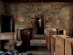Na Nigéria, 317 meninas são sequestradas de uma escola