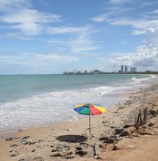 Adolescente morre após ataque de tubarão na praia Del Chifre em Olinda