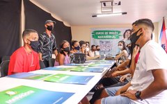 Prefeitura de Maragogi promove curso de inglês para jovens
