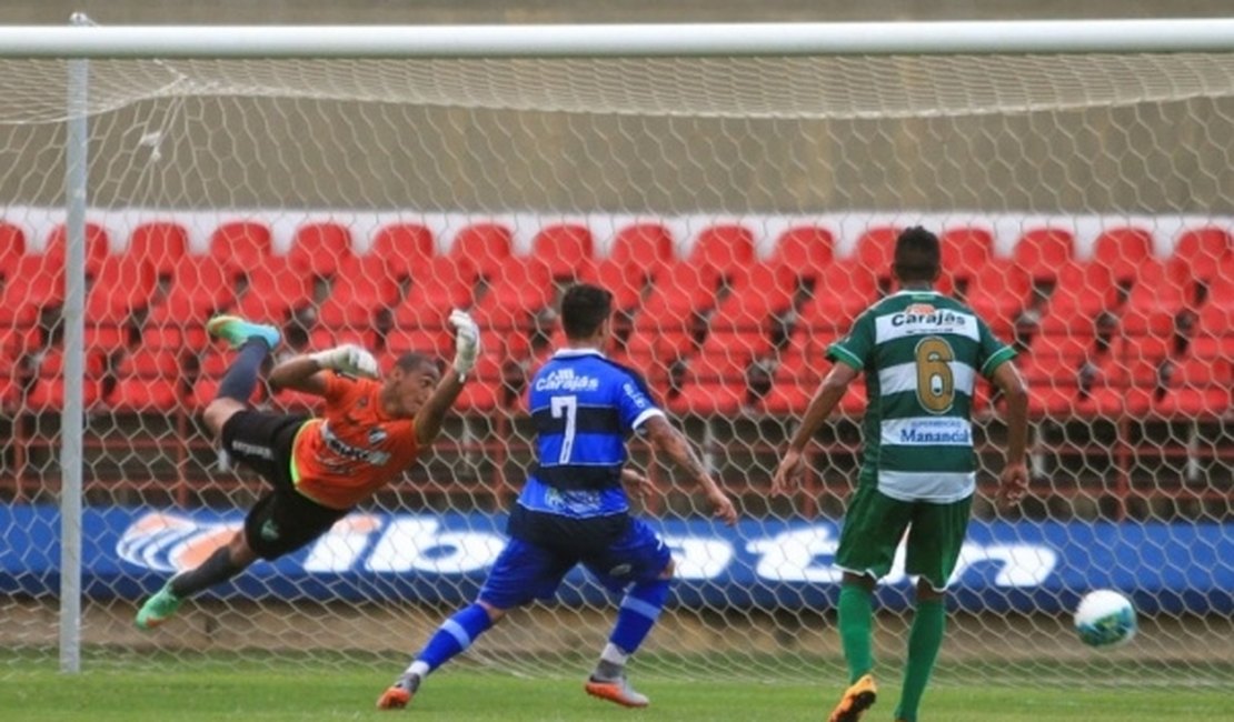 Estreante Obina marca e CSA vence amistoso com Murici