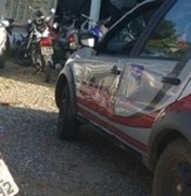 Três suspeitos abordam motociclista e roubam veículo