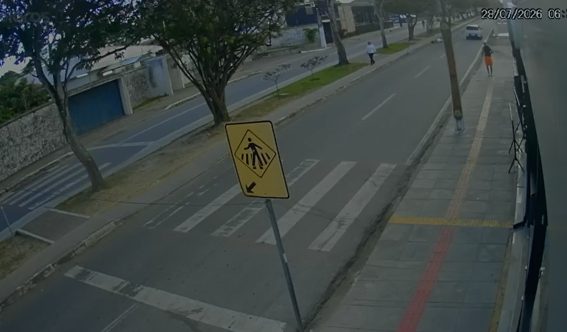 Novo vídeo mostra fisiculturista invadindo pista antes de ser atropelado em Arapiraca