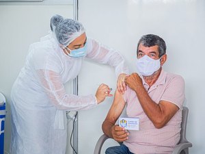Cerca de 11% da população de Arapiraca tomou a primeira dose da vacina contra a Covid-19