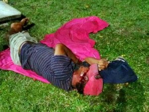 Morador de rua é espancado a pauladas as margens da BR-101