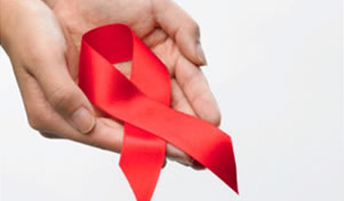 Brasil fabricará medicamento usado por 20% dos portadores de HIV