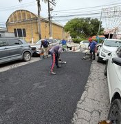 Operação Tapa-buraco reforça manutenção viária em Jaraguá para São João Raiz